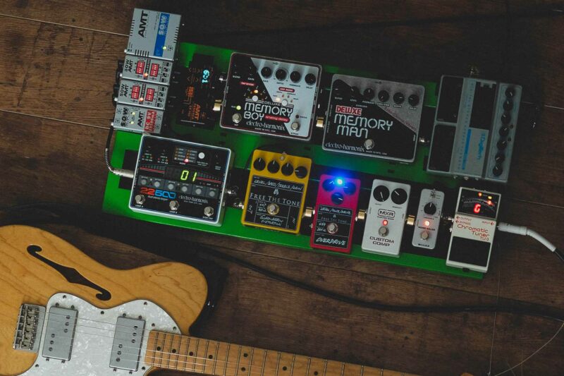 pédales numériques Vs pédales analogiques
