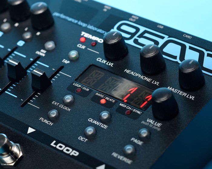 Electro-Harmonix 95000 Performance Loop Laboratory, six-track looper with mixdown